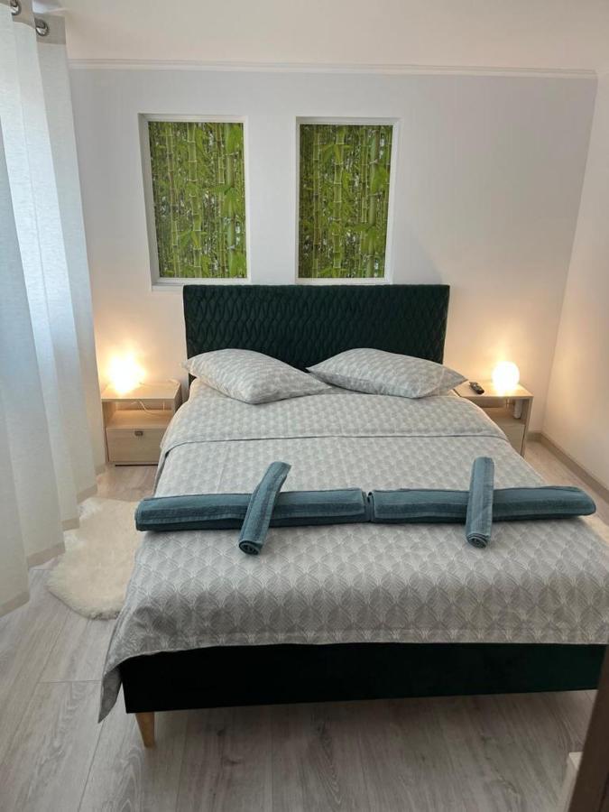 Green Apartments Oradea Extérieur photo