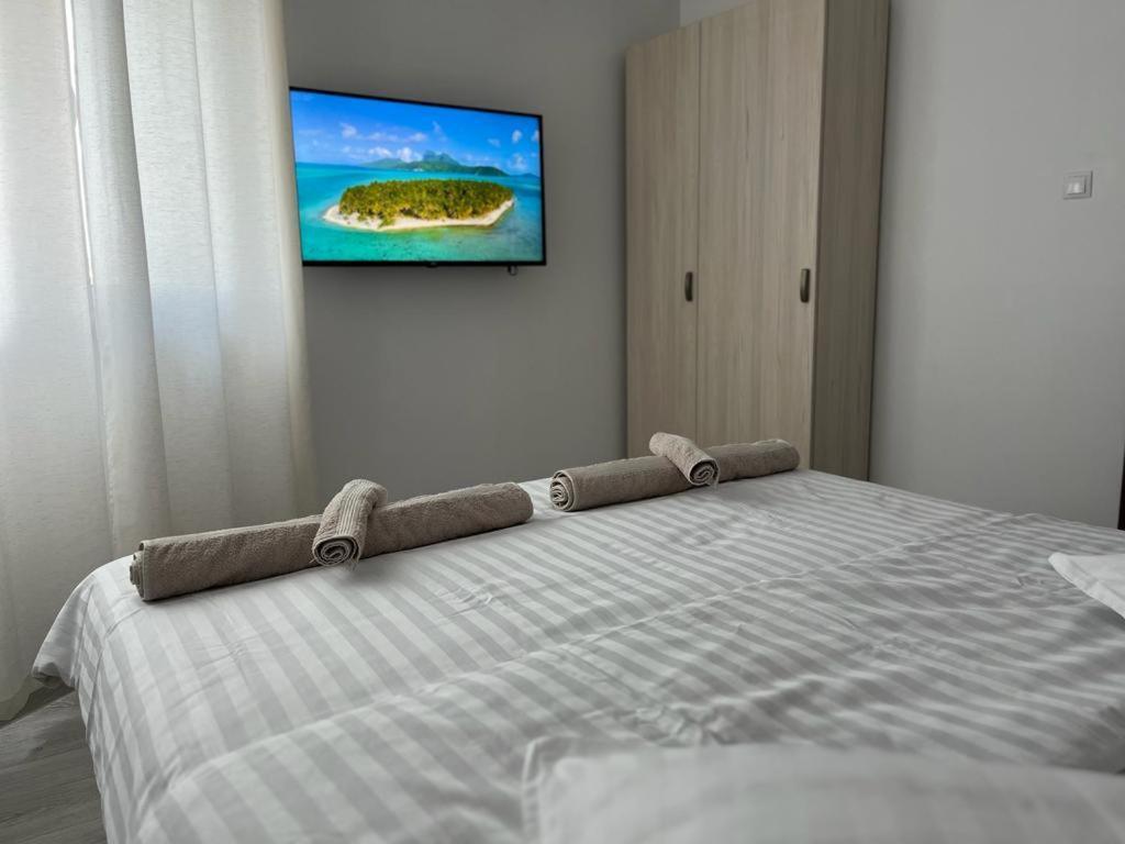 Green Apartments Oradea Extérieur photo